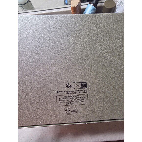 Giorgio Armani Empty Silver Designer Gift Box - Picture 6 of 6